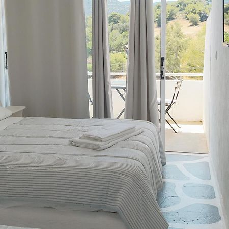By The Sea Rooms, Avlaki Pórto Ráfti 外观 照片
