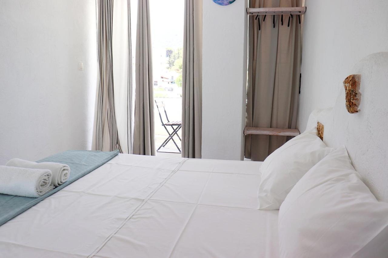 By The Sea Rooms, Avlaki Pórto Ráfti 外观 照片