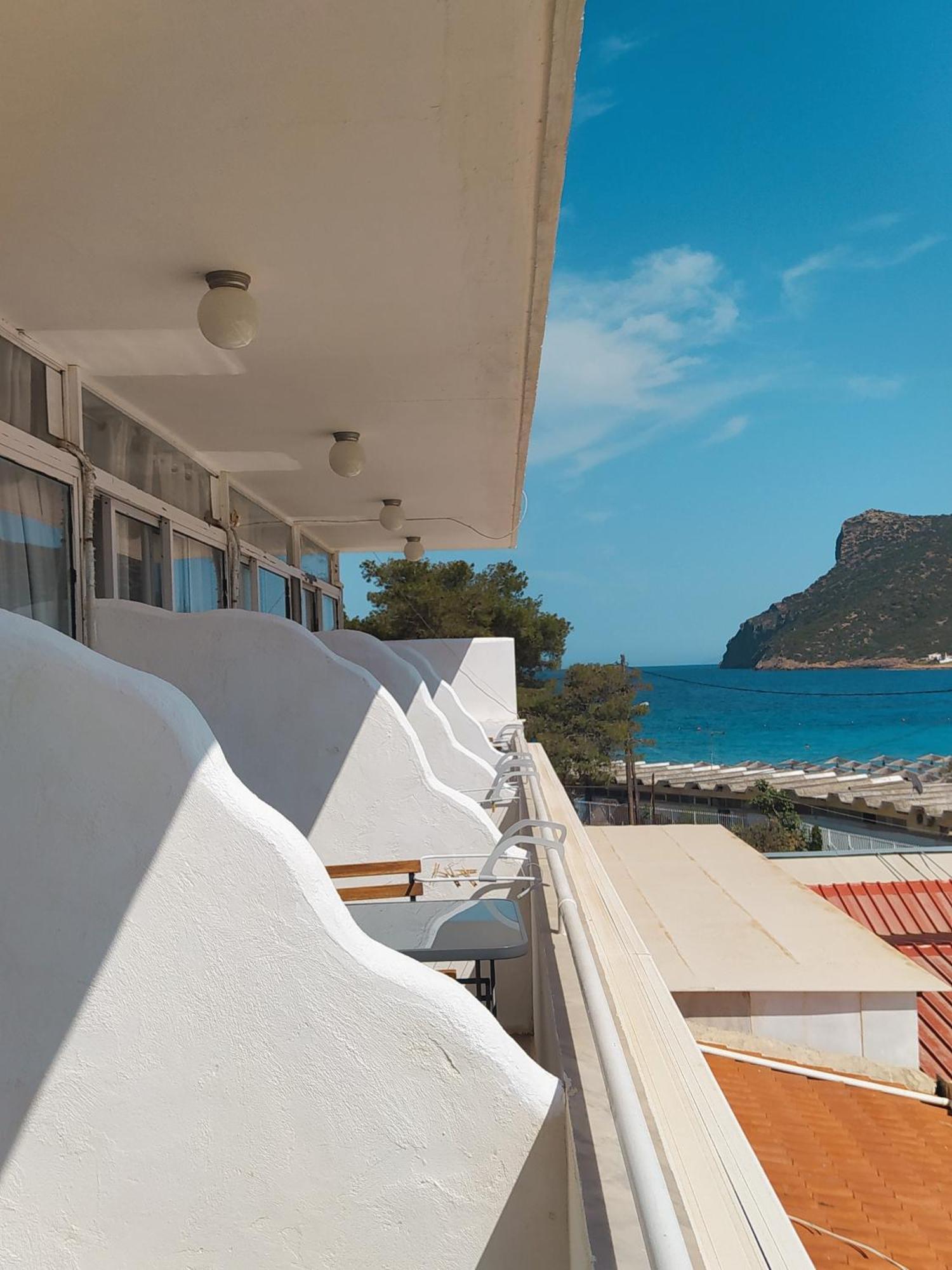 By The Sea Rooms, Avlaki Pórto Ráfti 外观 照片