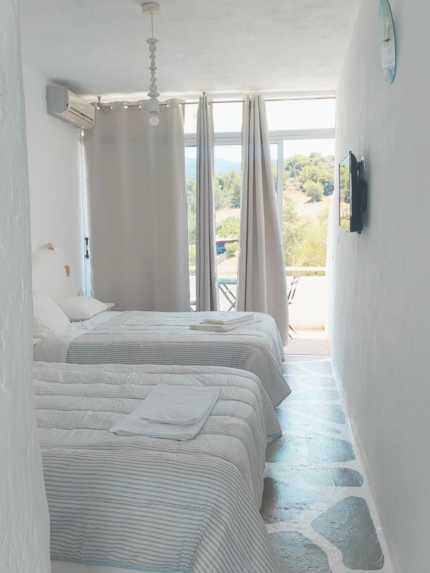 By The Sea Rooms, Avlaki Pórto Ráfti 外观 照片