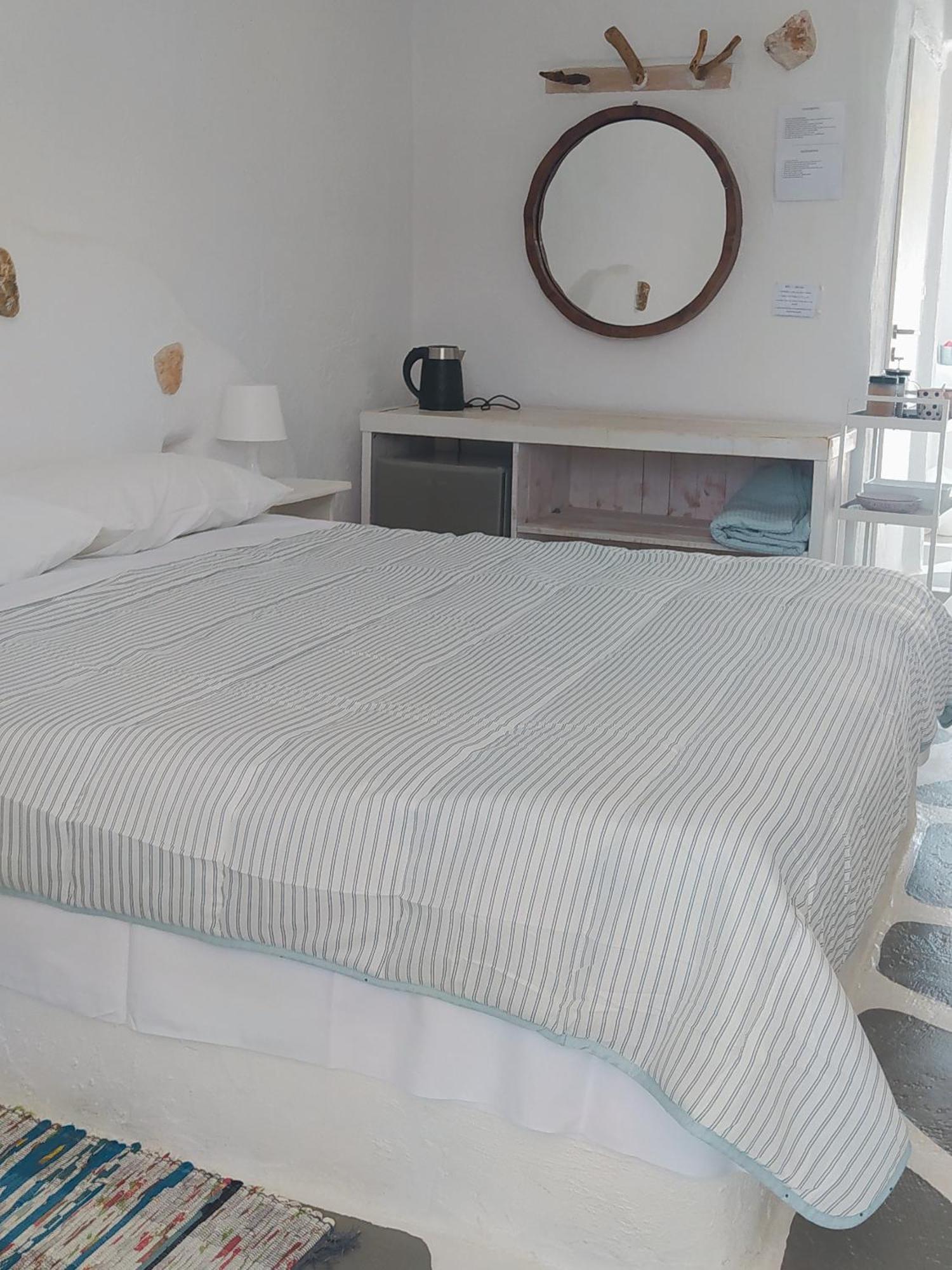 By The Sea Rooms, Avlaki Pórto Ráfti 客房 照片